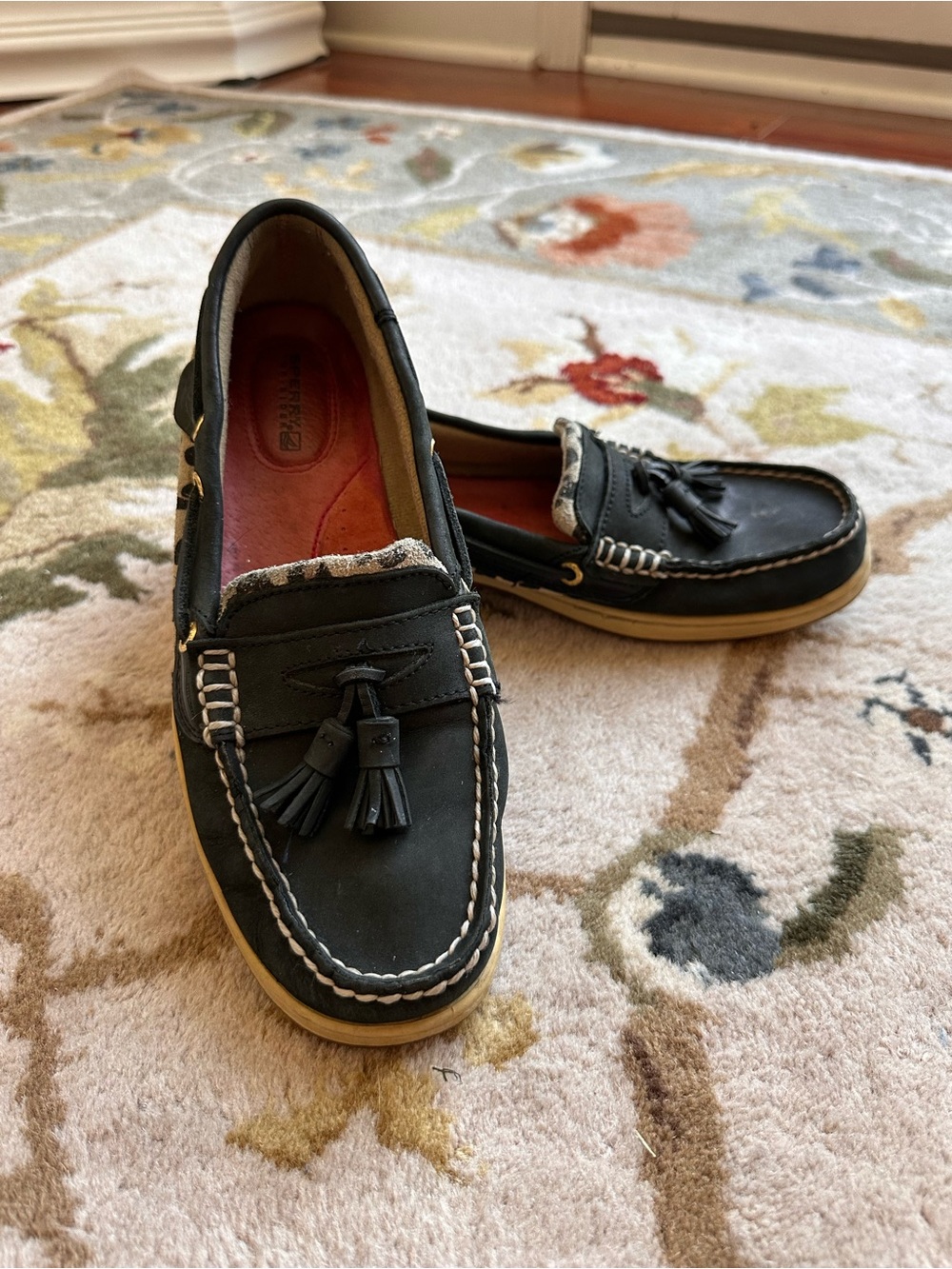 Sperry Black Tassel Moccasins with Red Insoles and Leopard Trim Women's Size 8.5
